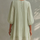Abito Mini in Chiffon Pieghettato Verde Chiaro con Maniche a Lanternina in Pizzo